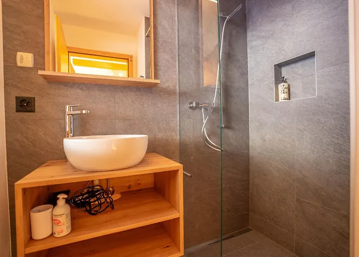 Wilhelm Tell Duplex Apartamento *